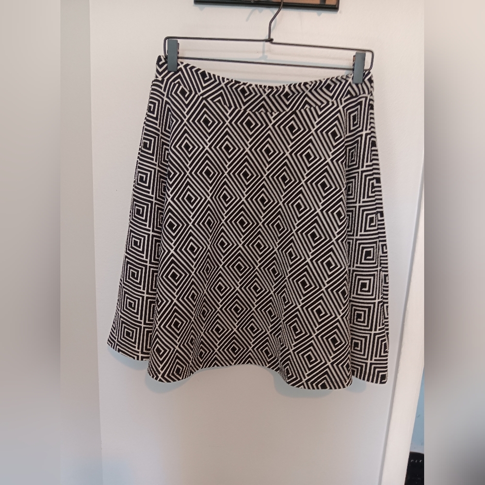 Geometric Black and White Skirt